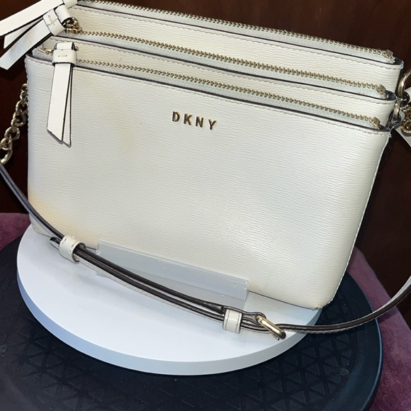 DKNY   Crossbody bag  Three zippered compartments  ivory/cream  Genuine leather - Picture 13 of 16